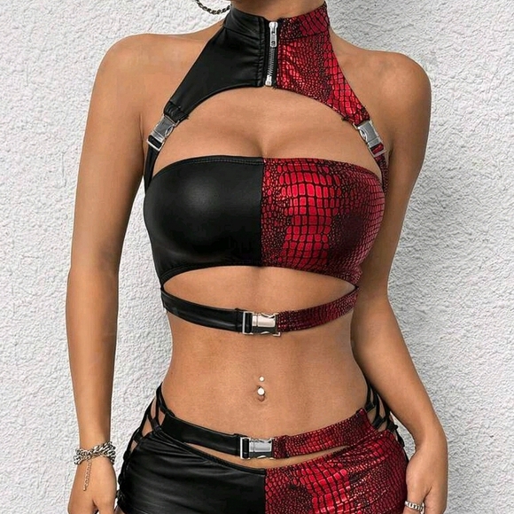 NEW 2 PIECE RAVE LACE UP SET - Picture 2 of 3